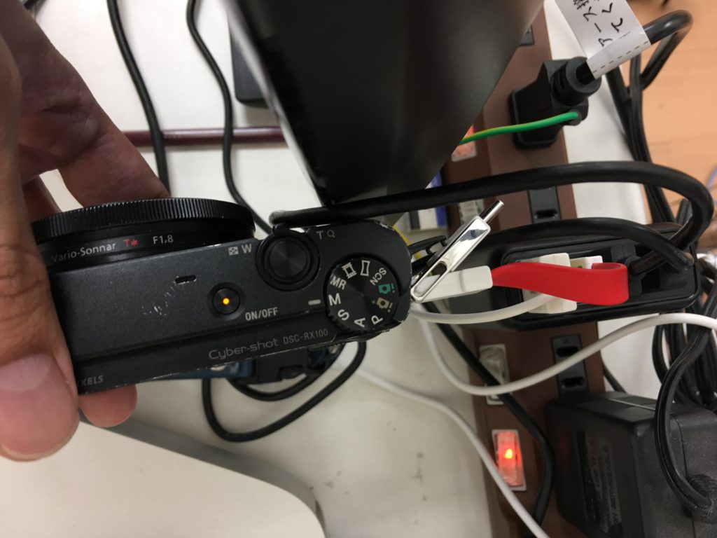 コンデジを充電してみた